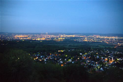 Blick vom Bismarckturm bei Nacht