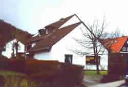 Ehemaliger Lebensmittelladen