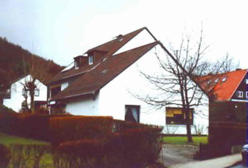 Ehemaliger Lebensmittelladen