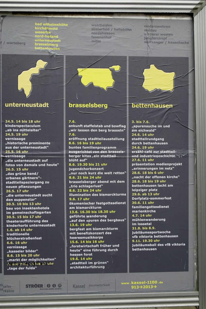 ks1100  Stadtteilwochen -Infoplakat vor Rathaus Ausschnitt